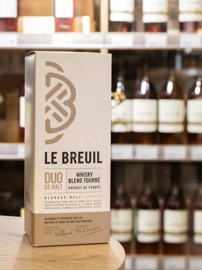 В магазине Крю Профи Le Breuil Duo de Malt Blend Tourbe gift box 0.7 л
