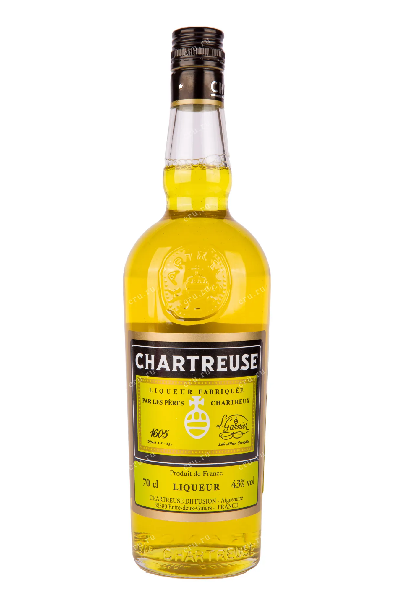 Фото — Ликер Chartreuse Jaune  0.7 л