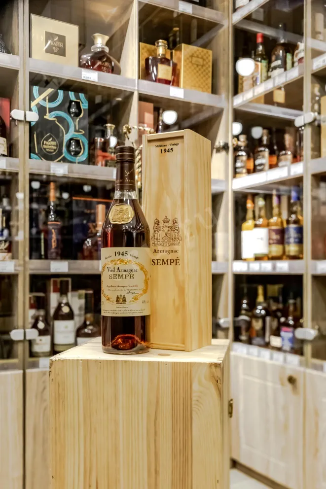 В магазине Крю Профи Sempe 1945 0.7 л