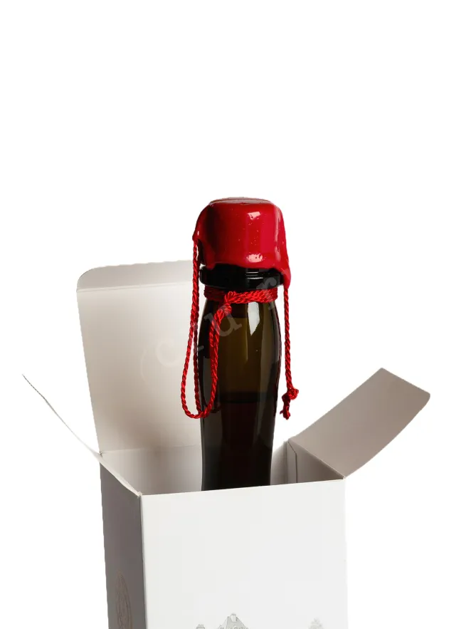 В подарочной коробке Chateau du Breuil Millesime in gift box 2002 0.7 л