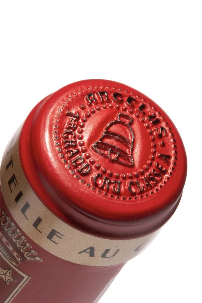 Пробка Chateau Angelus Premier Grand Cru Claas A Saint-Emilion Grand Cru AOC 2016 1.5 л