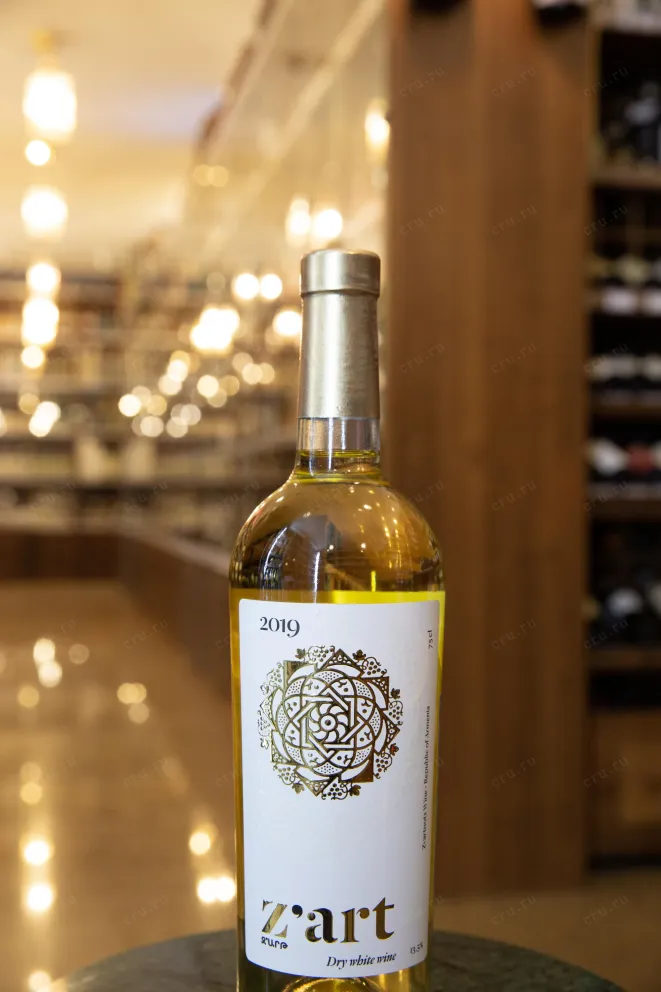 В магазине Крю Профи Zart White Dry 2019 0.75 л