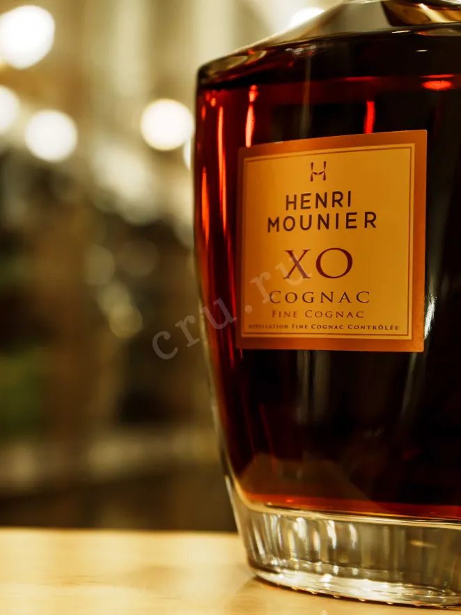 В магазине Крю Профи Henri Mounier XO carafe in gift box 0.7 л