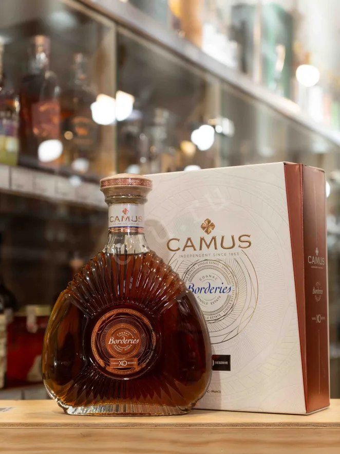 В магазине Крю Профи Camus XO in gift box 0.7 л