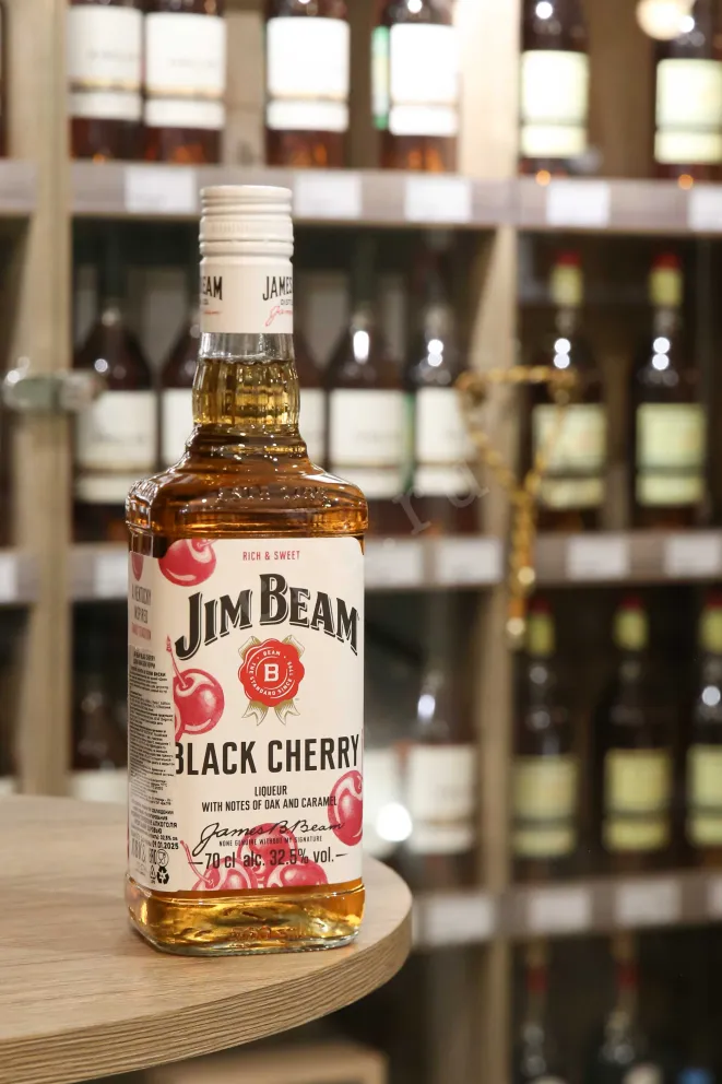 В магазине Крю Профи Jim Beam Black Cherry 0.7 л