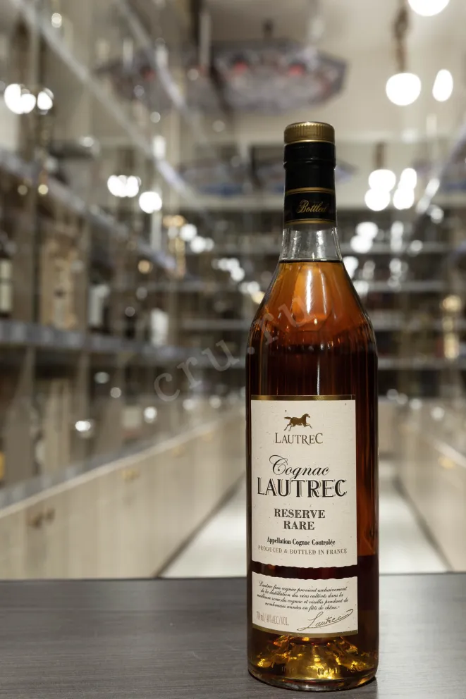 Коньяк Lautrec Reserve Rare wooden box  0.7 л