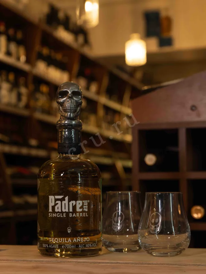 В магазине Крю Профи Padre Azul Single Barrel Anjeo in gift box with 2 glasses 0.7 л