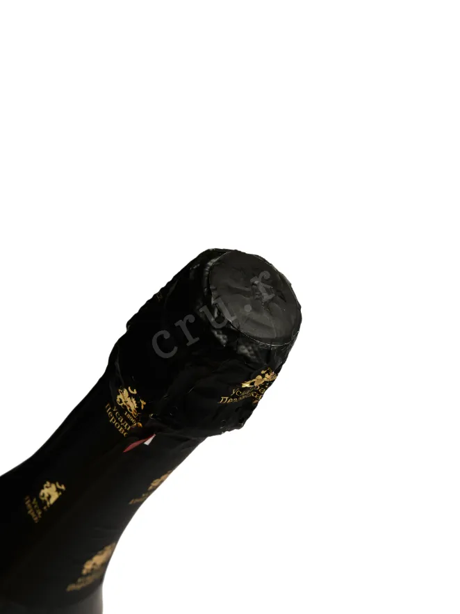 Пробка Usudba Perovskih Rose Brut Nature 2023 0.75 л