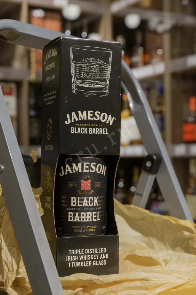 В магазине Крю Профи Jameson Black Barrel in gift box with 1 glass 0.7 л