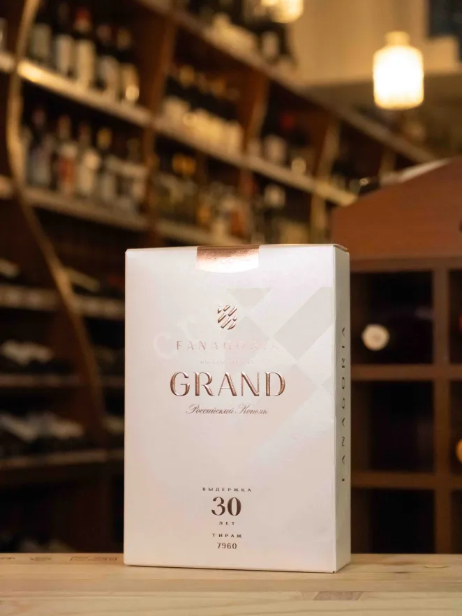В магазине Крю Профи Fanagoria Grand 30 Years Old gift box 0.7 л