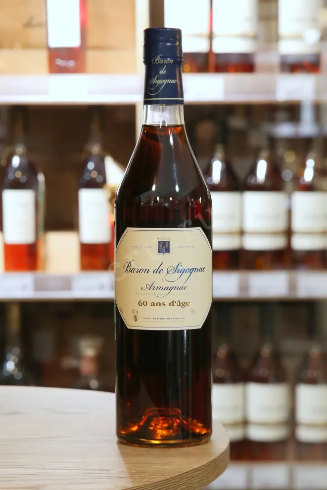 В магазине Крю Профи Baron de Sigognac 60 ans d'age 0.7 л