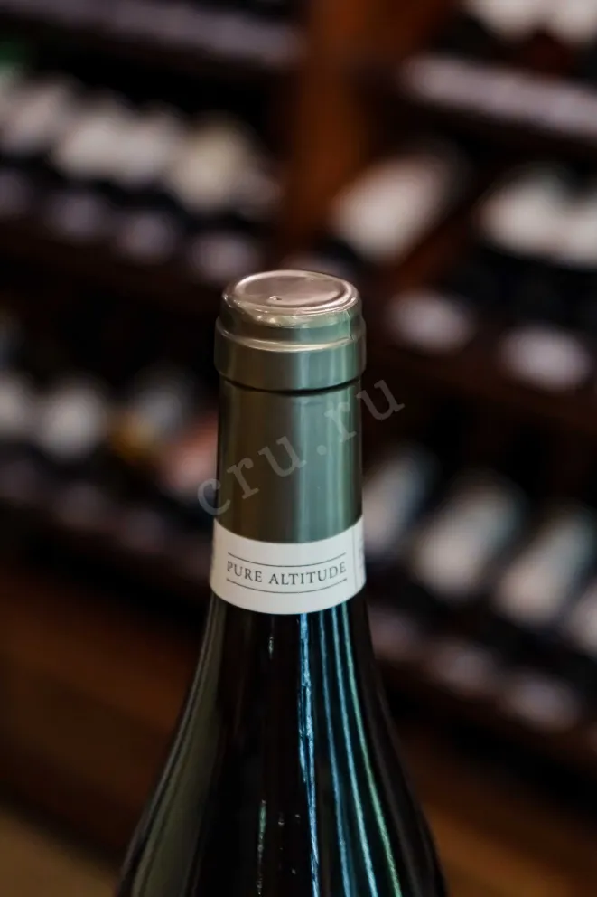 Пробка Pure Altitude Pinot Noir IGP 2024 0.75 л