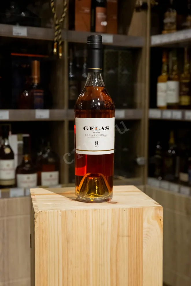 В магазине Крю Профи Gelas Bas Armagnac 8 years gift box 0.7 л