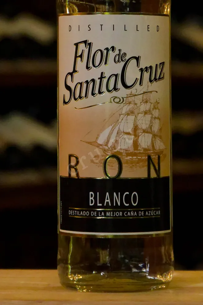 В магазине Крю Профи Flor de Santa Cruz Ron Blanco Reserva 0.7 л
