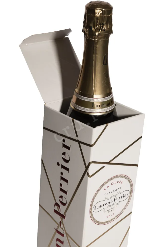 В подарочной коробке Laurent-Perrier La Cuvee in gift box 2021 0.75 л