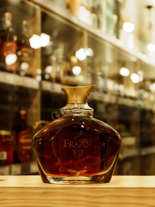 В магазине Крю Профи Frapin VIP XO 0.7 л