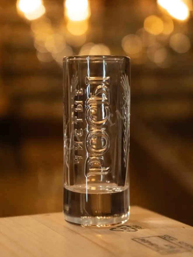 В магазине Крю Профи Chisti Rosi in gift box with 2 glasses 0.7 л