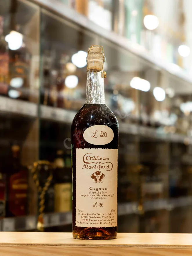 В магазине Крю Профи Chateau de Montifaud 20 years 0.7 л