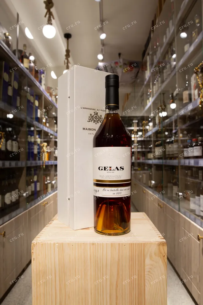 В магазине Крю Профи Gelas 1991 0.7 л