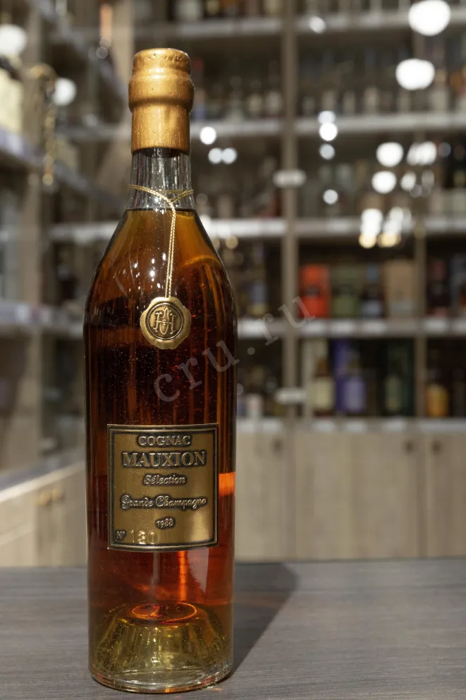 В магазине Крю Профи Mauxion Selection Grand Champagne 1988 0.7 л