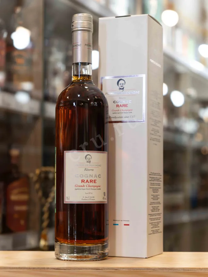 В магазине Крю Профи Pierre de Segonzac Rare Reserve gift box 0.7 л