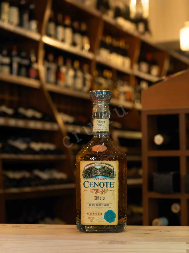В магазине Крю Профи Cenote Anejo 0.7 л