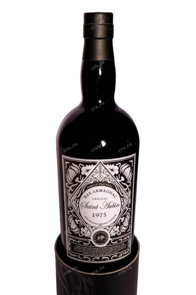 В тубе Арманьяк Saint Aubin Bas-Armagnac in tube 1975 0.7 л