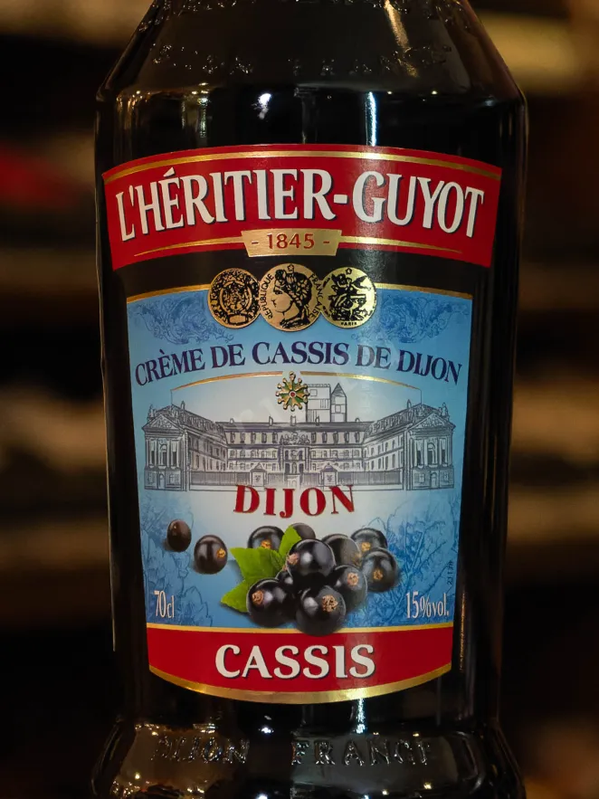 В магазине Крю Профи L'Heritier-Guyot Cassis 0.7 л