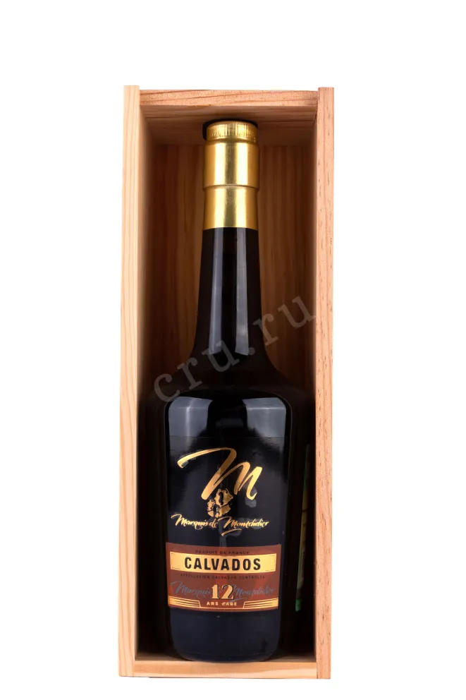 В деревянной коробке Marquis de Montdidier 12 years old wooden box 0.7 л