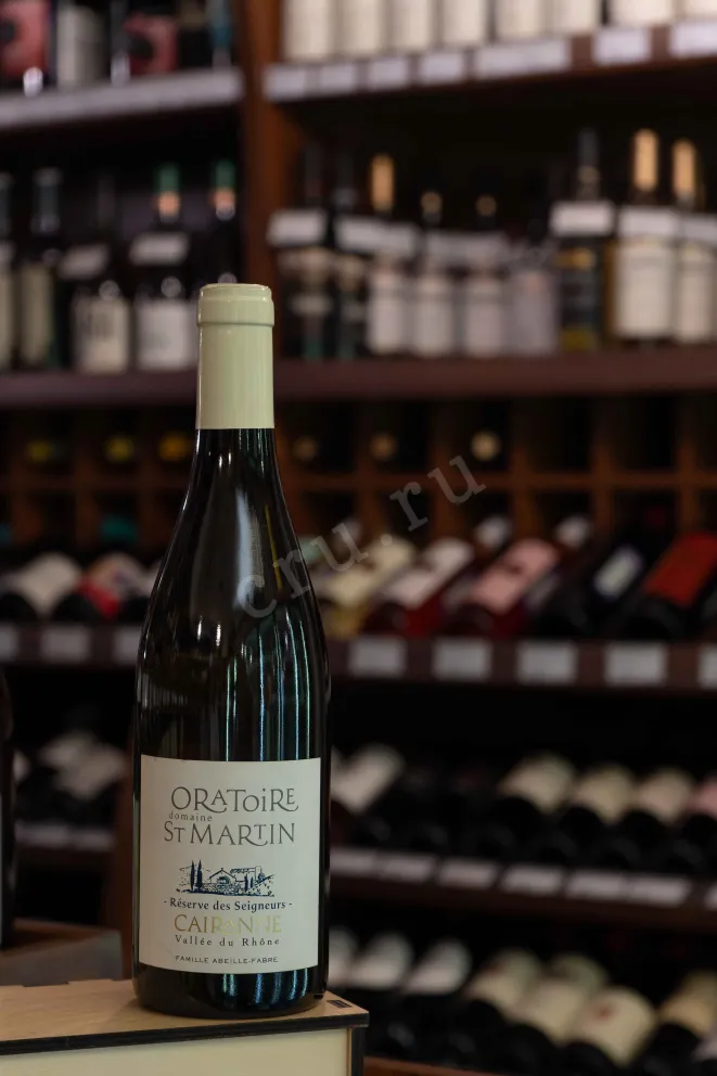 В магазине Крю Профи Domaine Oratoire Saint Martin Reserve des Seigneurs Cairanne AOC white 2020 0.75 л
