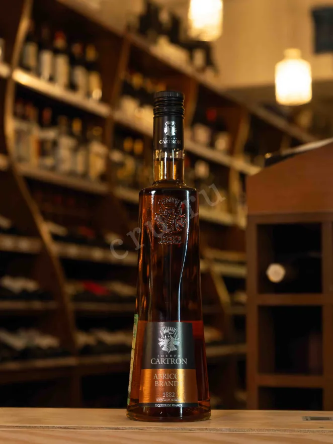В магазине Крю Профи Joseph Cartron Abricot Brandy 0.7 л