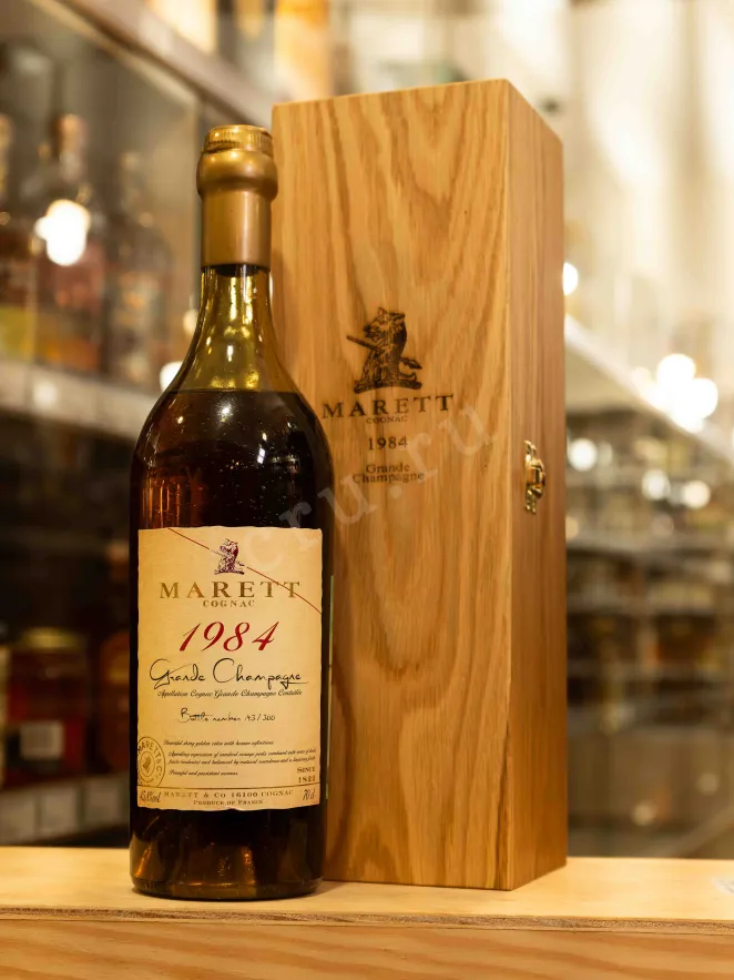 В магазине Крю Профи Marett Grande Champagne in wooden box 1984 0.7 л