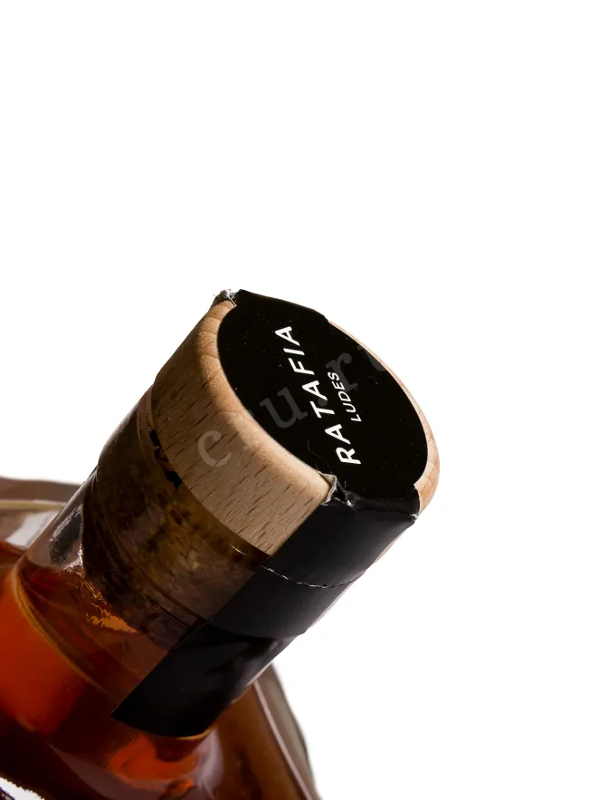 Пробка Arthur Lelievre Ludes Ratafia 2023 0.5 л