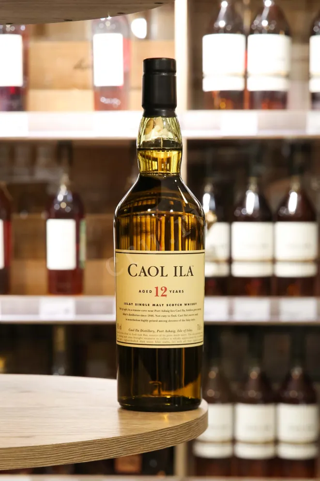 В магазине Крю Профи Caol Ila 12 years old with gift box 0.7 л