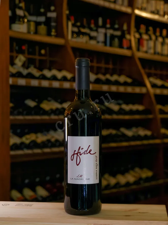 В магазине Крю Профи La Madeleine Sfide Rosso Umbria 2017 0.75 л