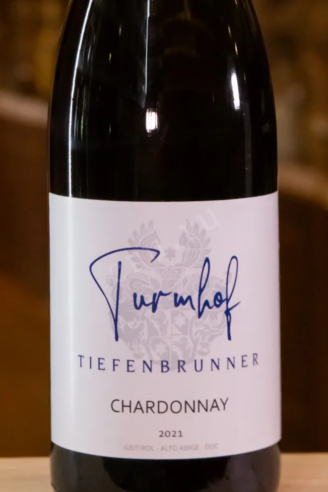 В магазине Крю Профи Tiefenbrunner Turmhof Chardonnay 2021 0.75 л