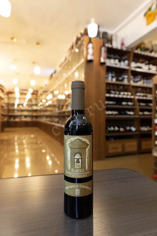В магазине Крю Профи Michele Chiarlo Barolo Torontiano 2018 0.375 л