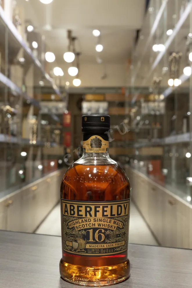 В магазине Крю Профи Aberfeldy 16 Years Old Madeira Cask Finished in gift box 0.7 л