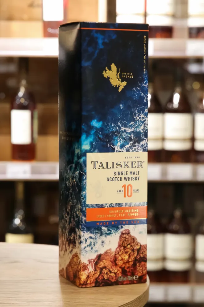 В магазине Крю Профи Talisker 10 Years old gift box 0.7 л