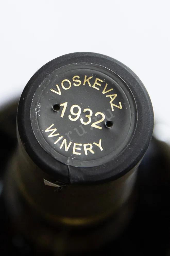 Пробка Voskevaz Red Semi-sweet 2021 0.75 л