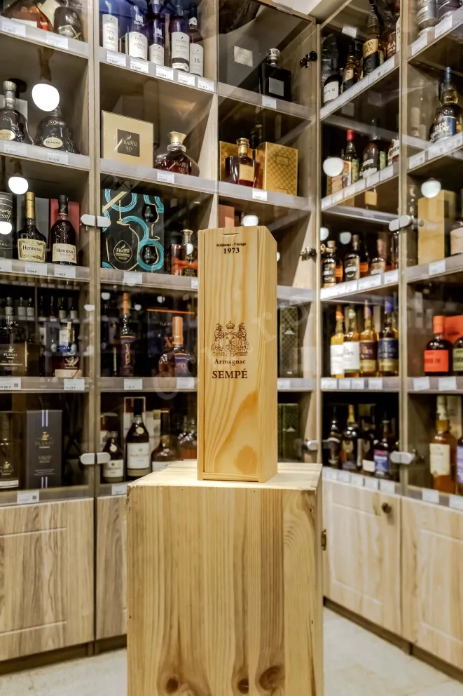 В магазине Крю Профи Sempe 1973 0.7 л