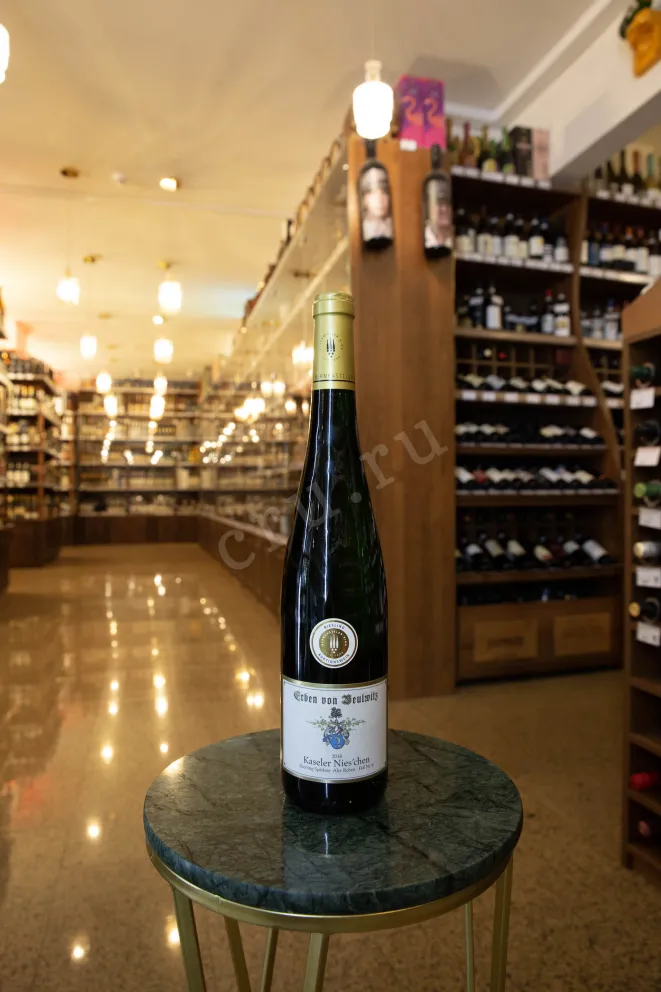 В магазине Крю Профи Erben von Beulwitz Kaseler Nies'chen Riesling Spatlese Alte Reben 2018 0.75 л