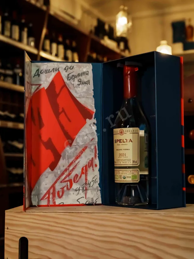 В магазине Крю Профи Pobeda gift set with 0.7l Spelta vodka 2 glasses of Avdeev Crystal 2022 0.7 л