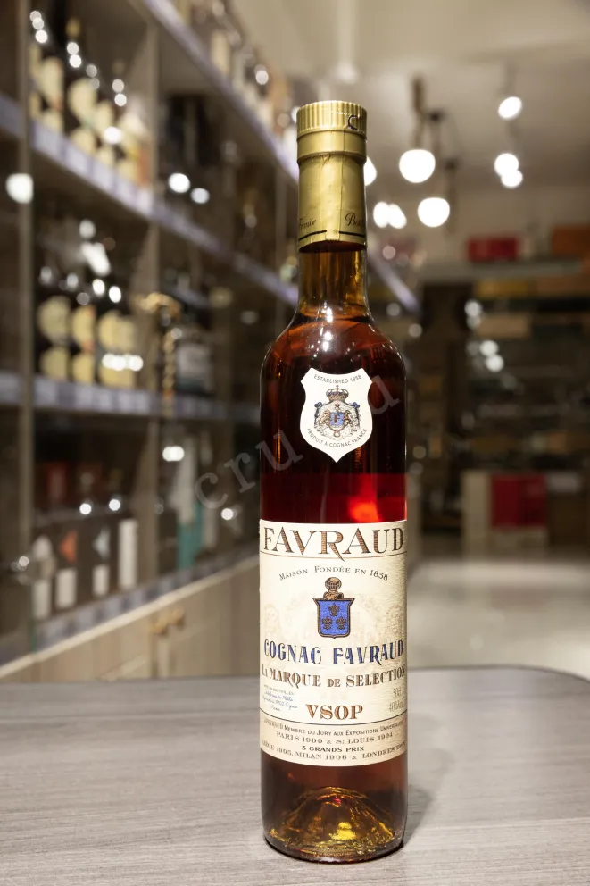 В магазине Крю Профи Favraud VSOP 0.5 л