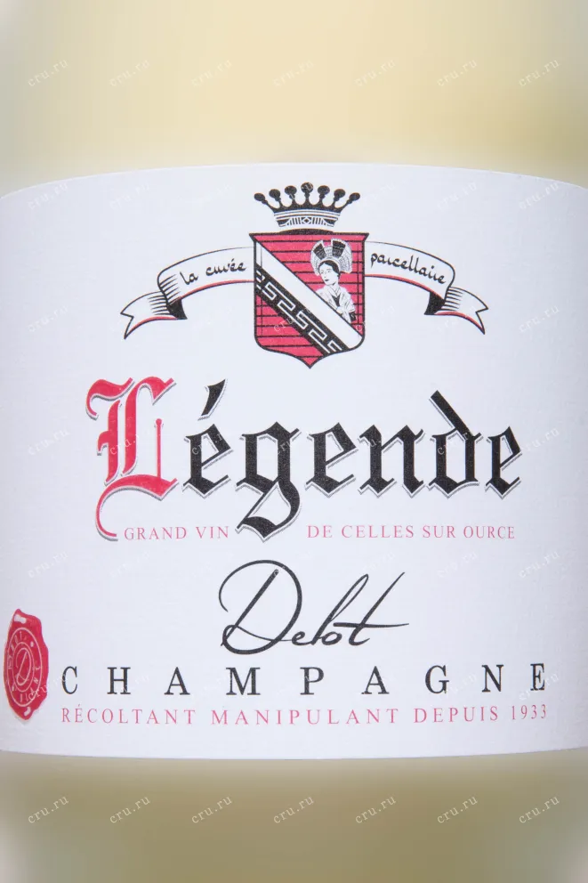 Шампанское Delot Champagne Legende in gift box 2019 0.75 л