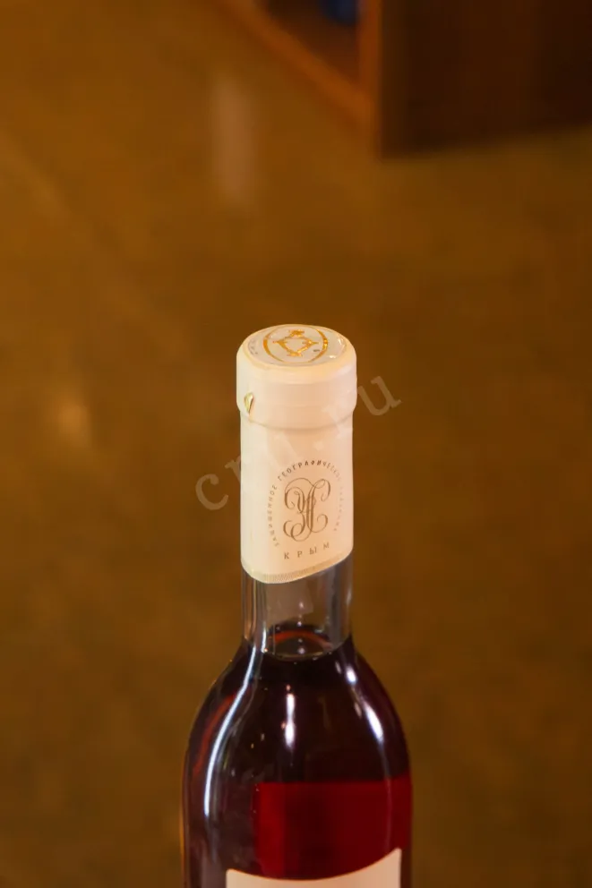 Пробка Alma Valley Pinot Noir TBA 2017 0.375 л