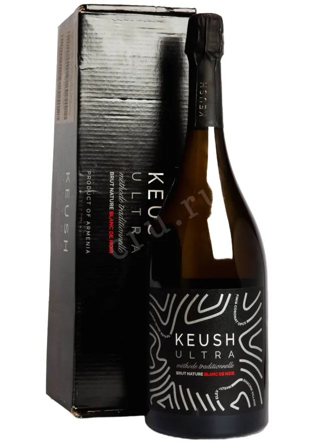 Игристое вино Keush Ultra in gift box  1.5 л