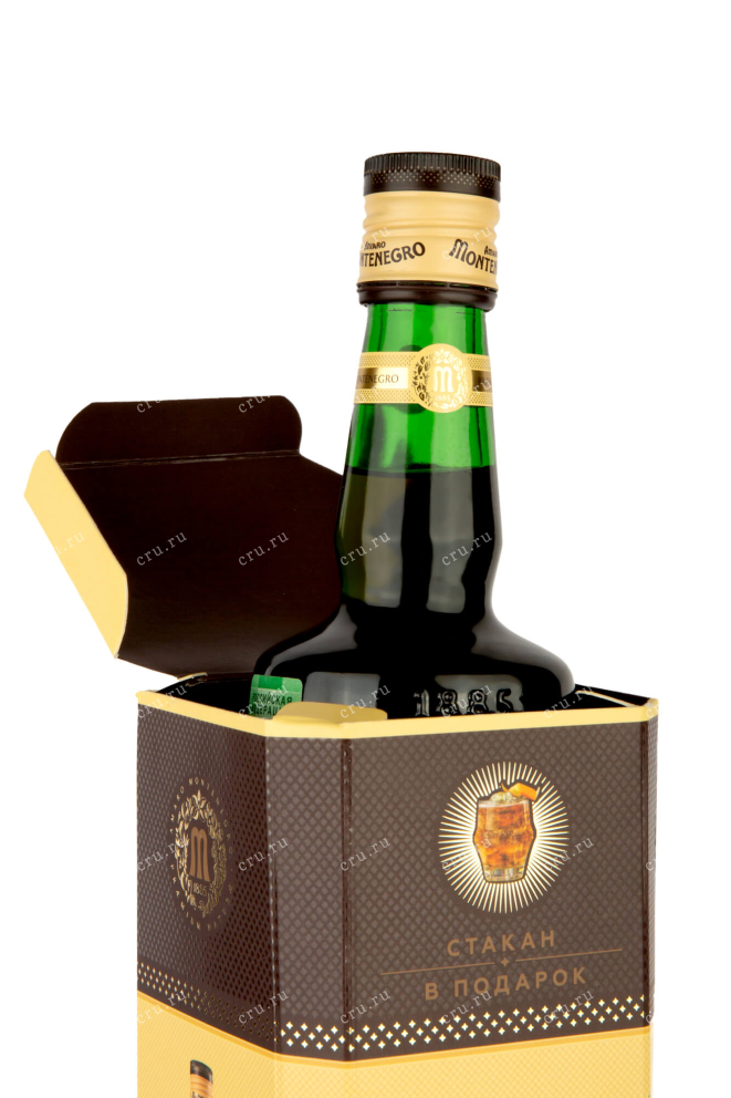 В подарочной коробке Amaro Montenegro 0.7 л