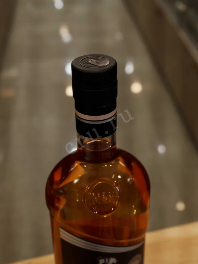 Пробка M&H Apex Cask gift box 0.7 л