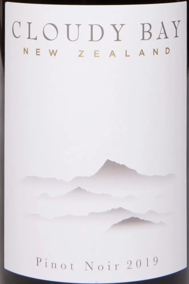 Этикетка Cloudy Bay Pinot Noir 2019 0.75 л
